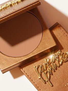 Amazonian clay matte waterproof bronzer image number null