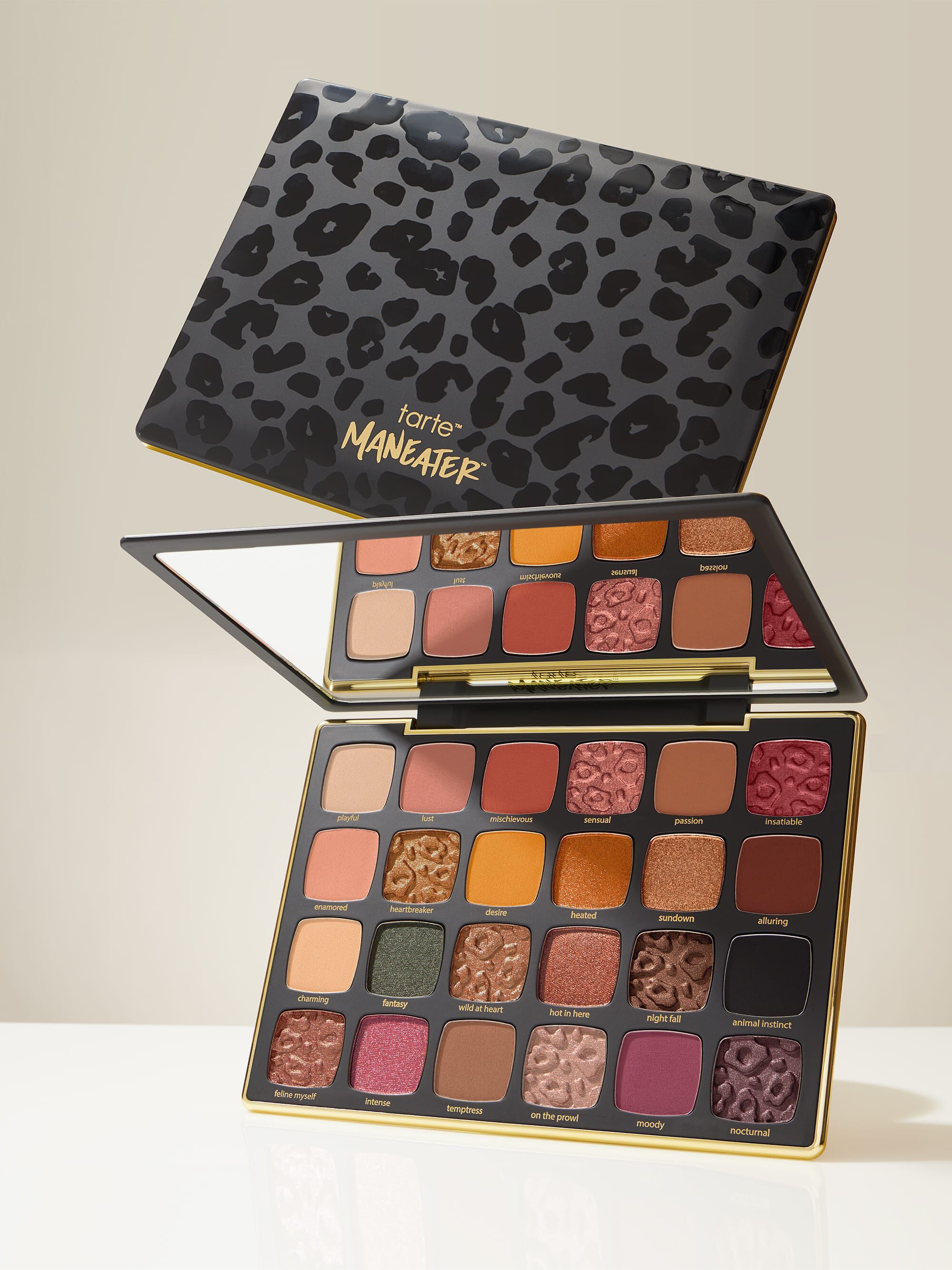maneater™ after dark eyeshadow palette image number null