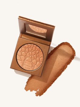 travel-size Amazonian clay waterproof bronzer image number null
