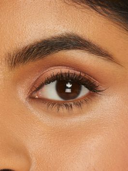 Amazonian clay cream shadow image number null