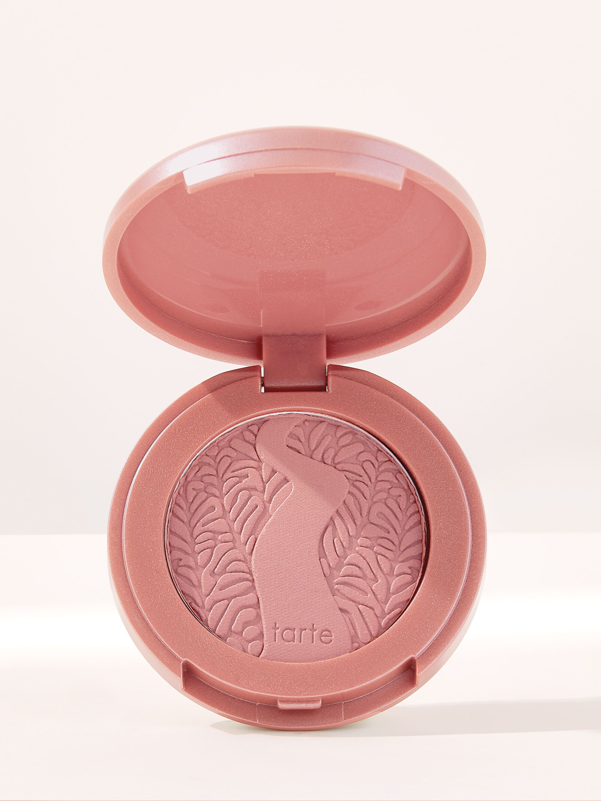 travel-size Amazonian clay 12-hour blush image number null