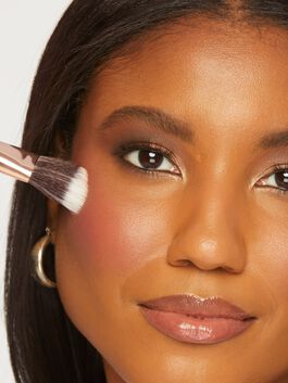 maneater™ satin blush cheek plump image number null
