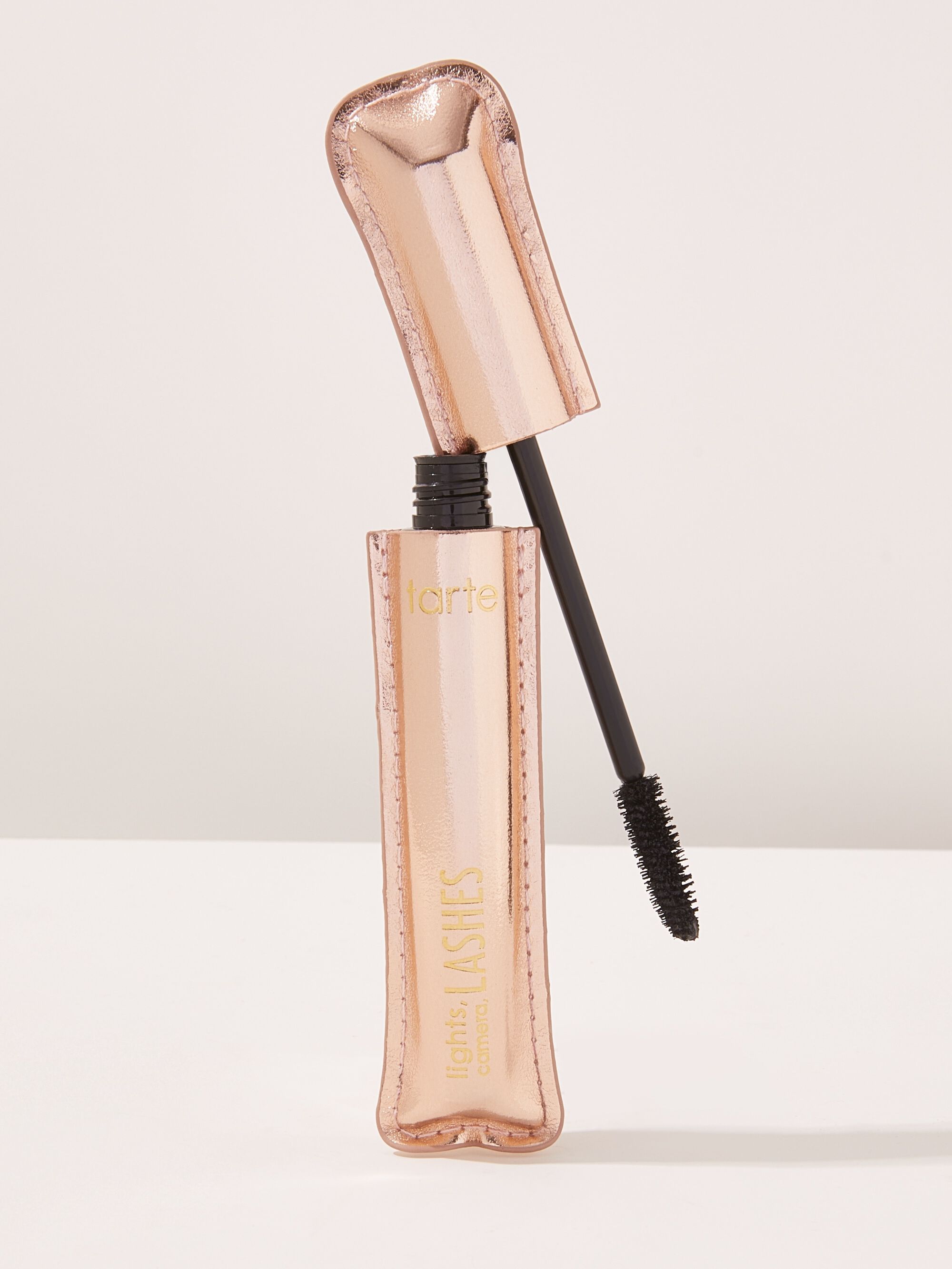 limited-edition lights, camera, lashes™ mascara image number null