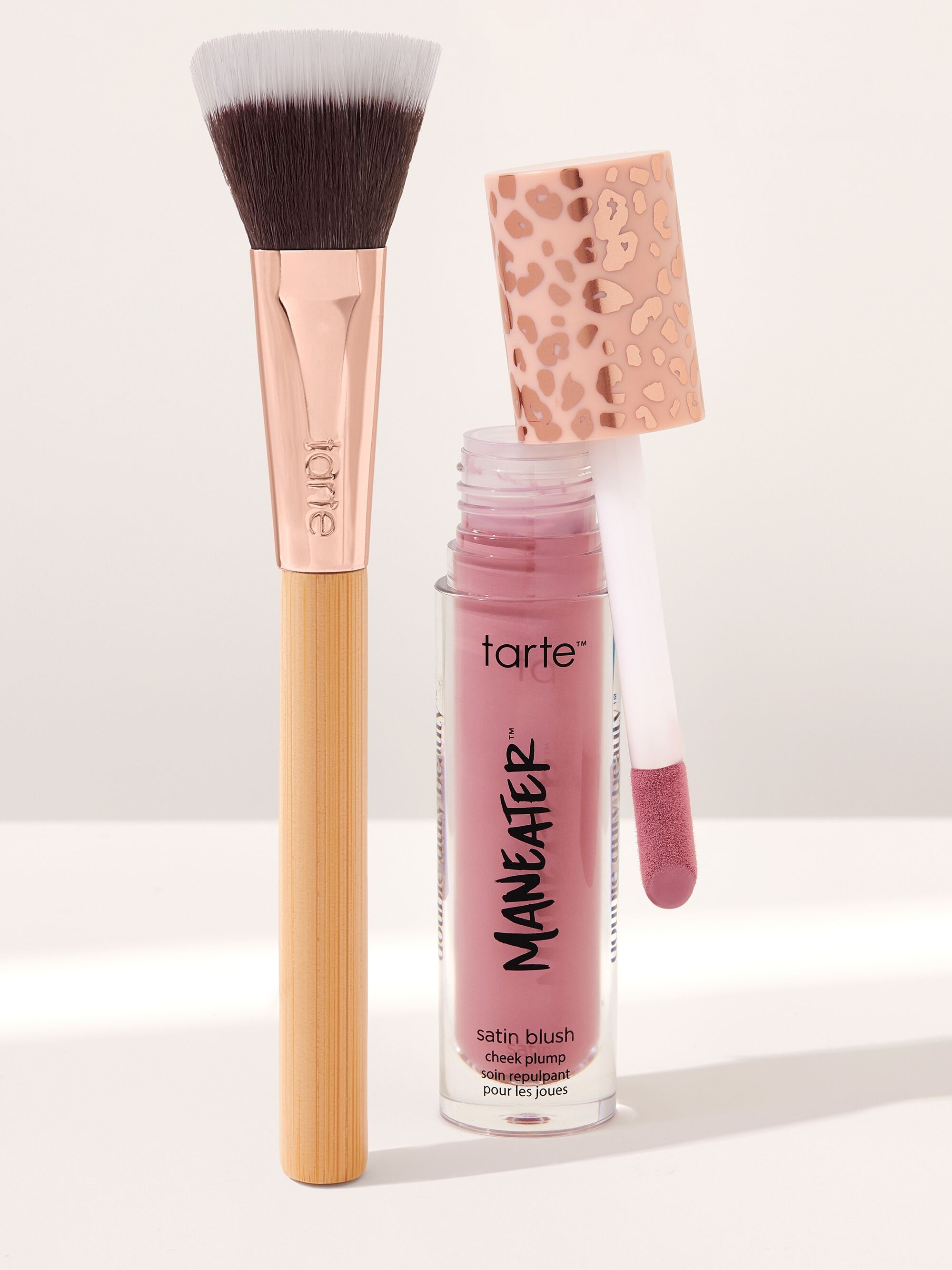 maneater™ satin blush cheek plump brush duo image number null