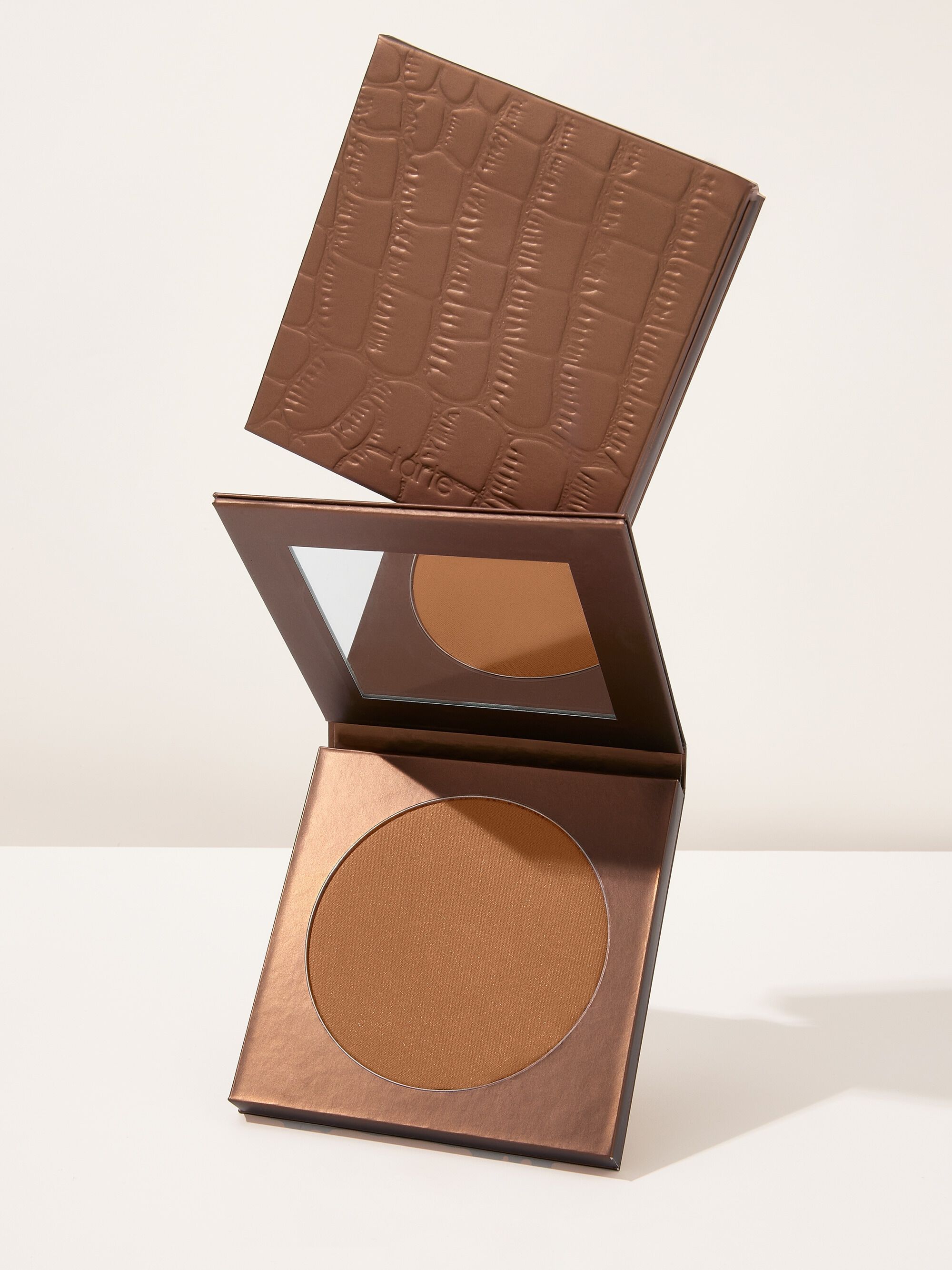 park ave princess™ matte face & body bronzer image number null