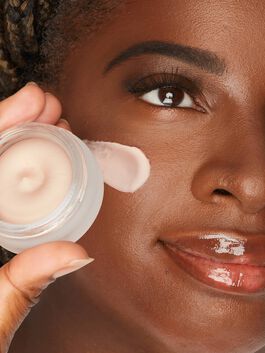 travel-size timeless™ smoothing primer image number null