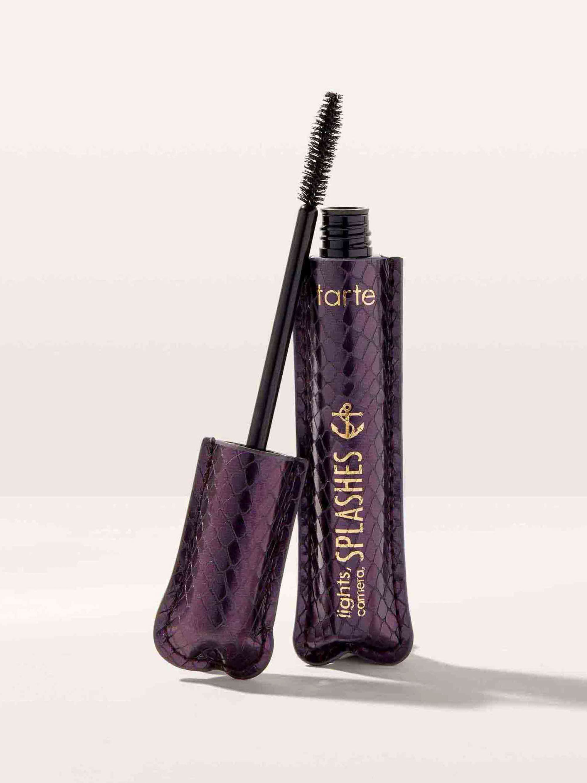 lights, camera, splashes™ waterproof mascara image number null