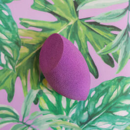 shape tape™ quickie blending sponge image number null